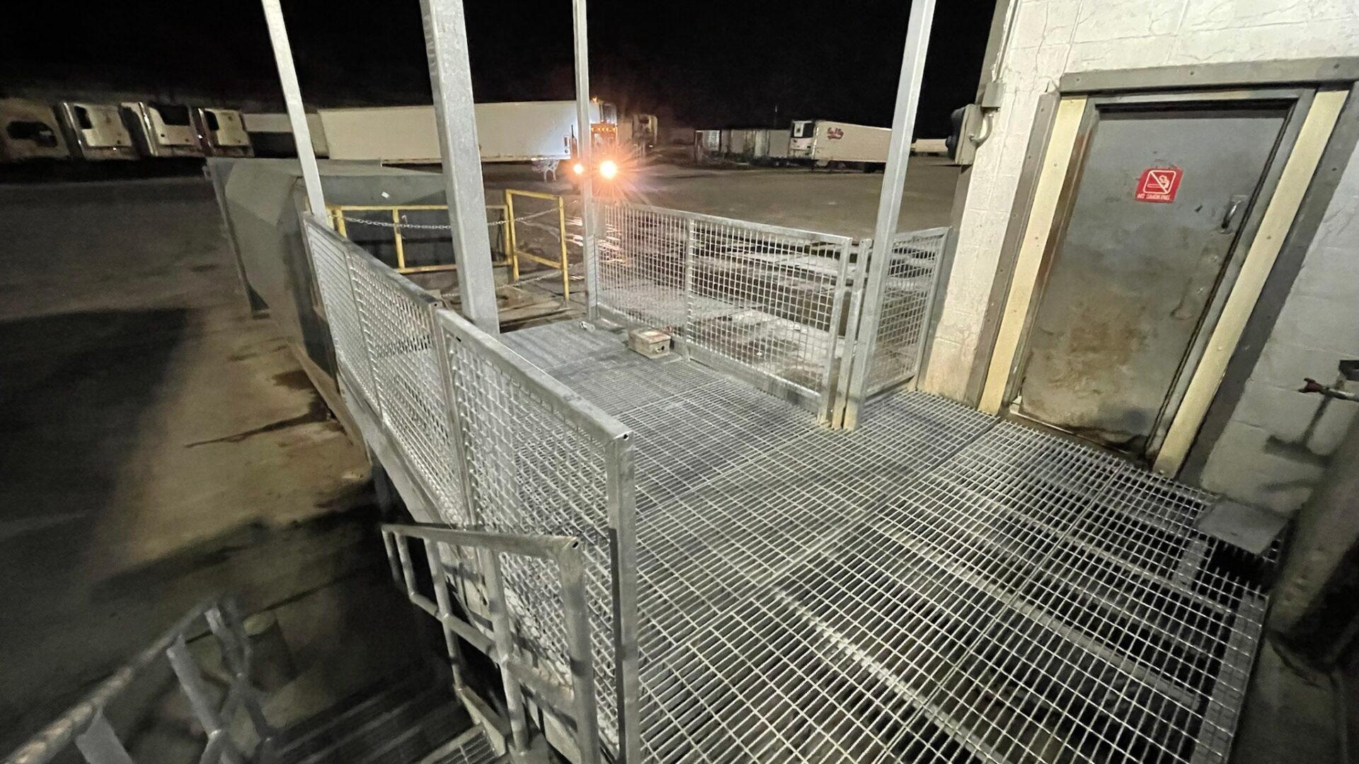 Commercial dock service
